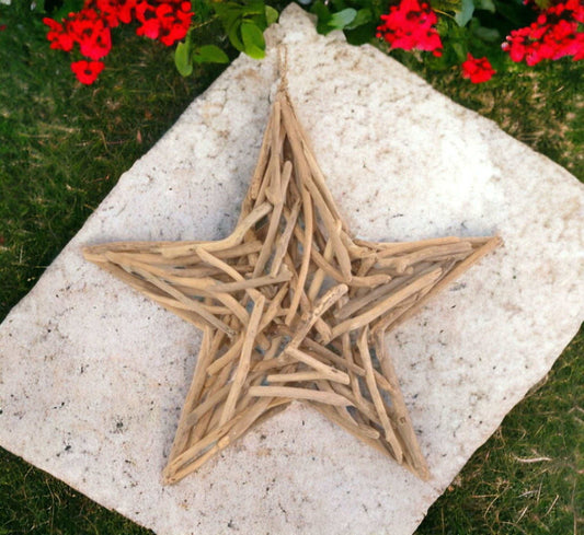 Driftwood Wall Art Star-myuniquefurnishings.co.uk