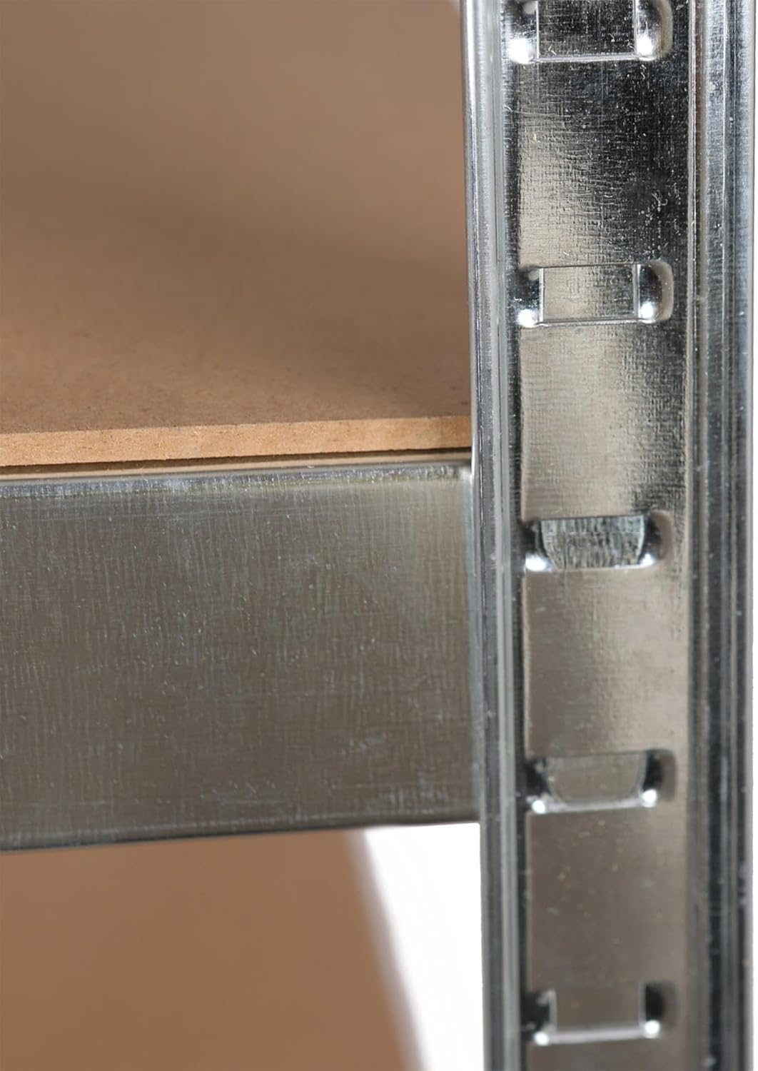 Boltless heavy duty metal shelving unit with adjustable shelf heights