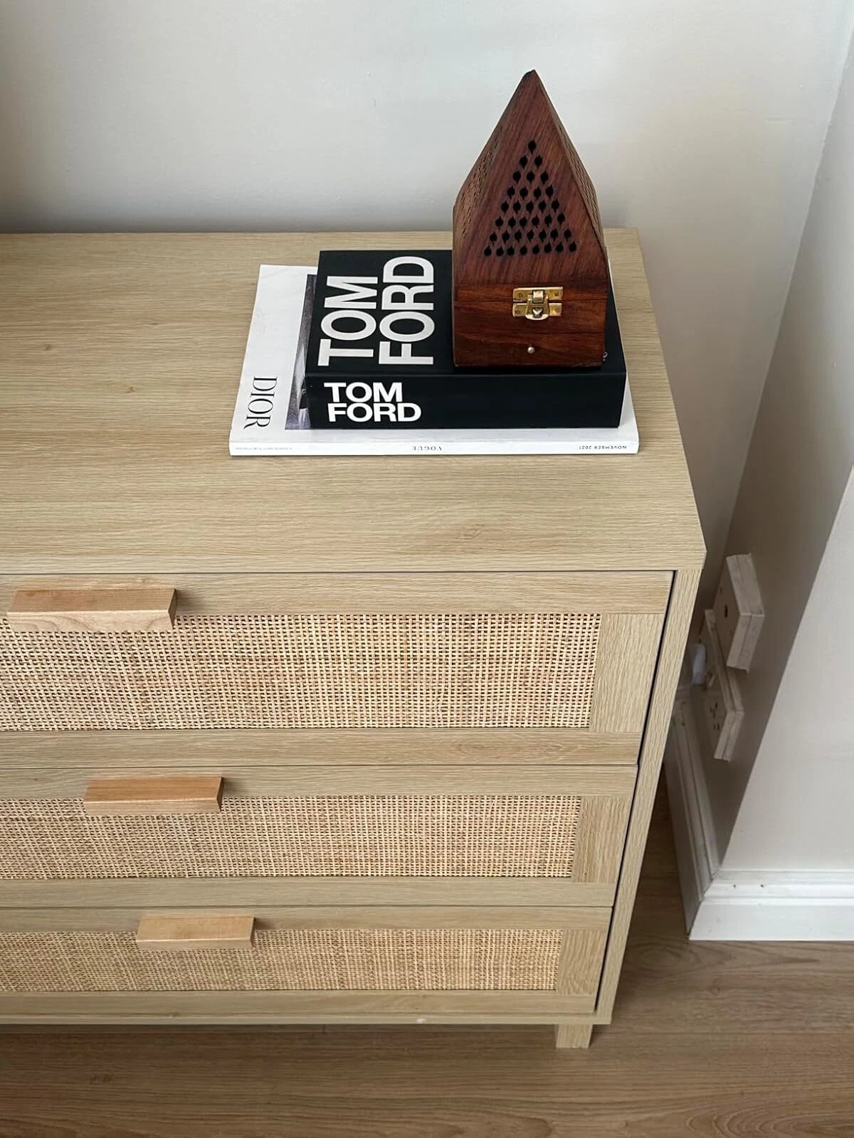 wooden 3 drawers cabinet for bedroom or living room