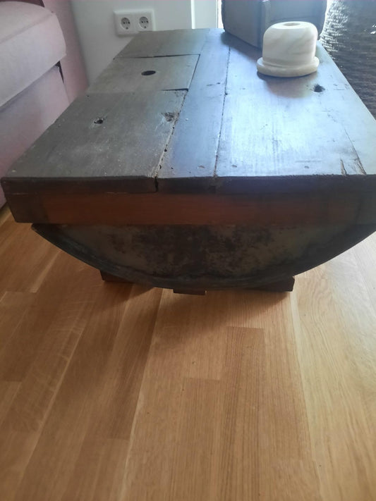 industrial retro living room coffee table